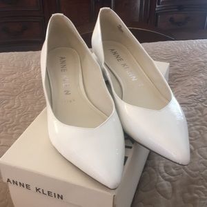 Really nice White Shoes